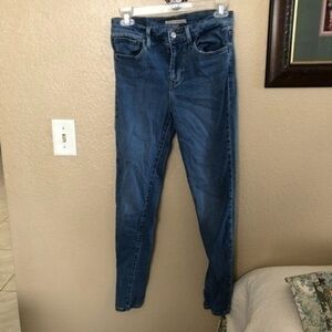 Levi’s 720 High Rise Super Skinny Light Blue Jeans Size 27